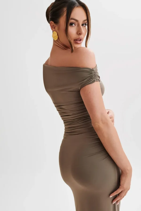 alayna_7-3.webp Women MESHKI Midi Dresses<Alayna