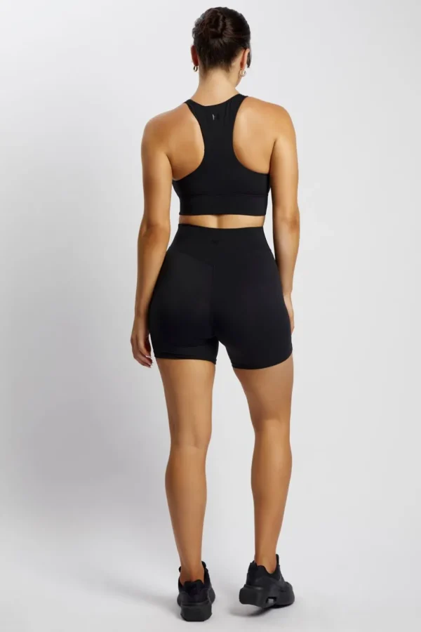 carly_13.webp Women MESHKI Shorts<Carly