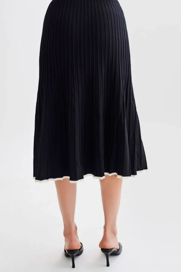 jolene_8-1.webp Women MESHKI Skirts<Jolene