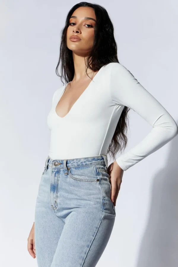 nia_2.webp Women MESHKI Bodysuits<Nia